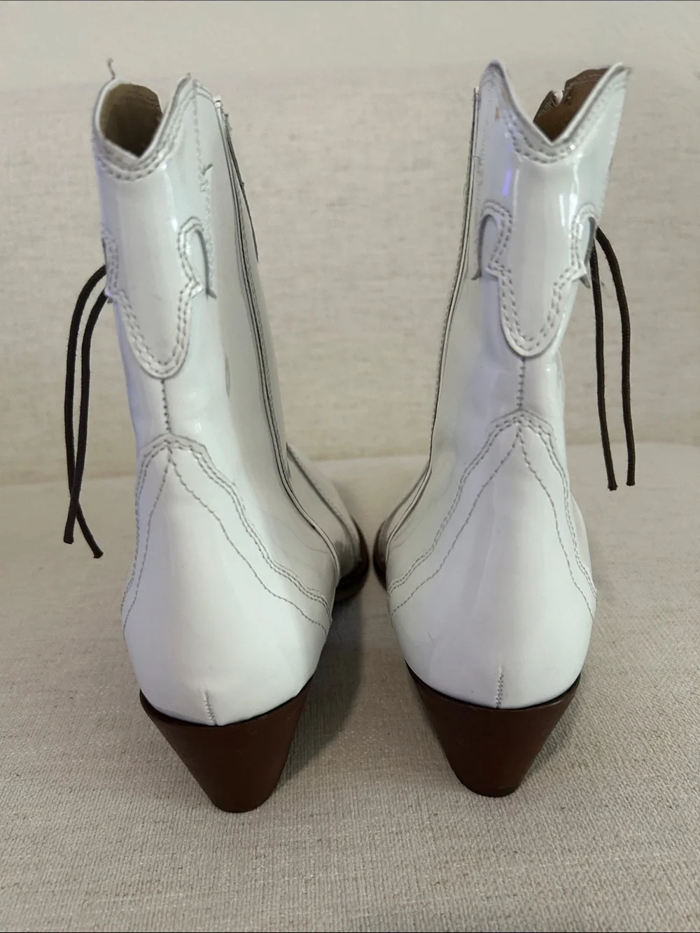 FREE PEOPLE New Frontier Western Boot, White, a size EU40/9.5-10, NWT FLAW